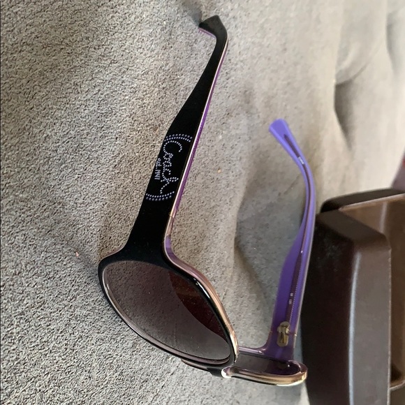 Coach Sunglasses - Picture 2 of 3